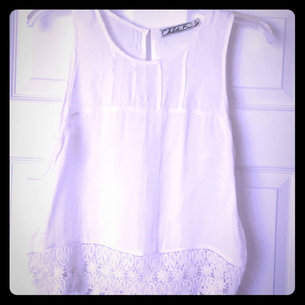 Sale 3 for $20 Chloe K white crop top with lace